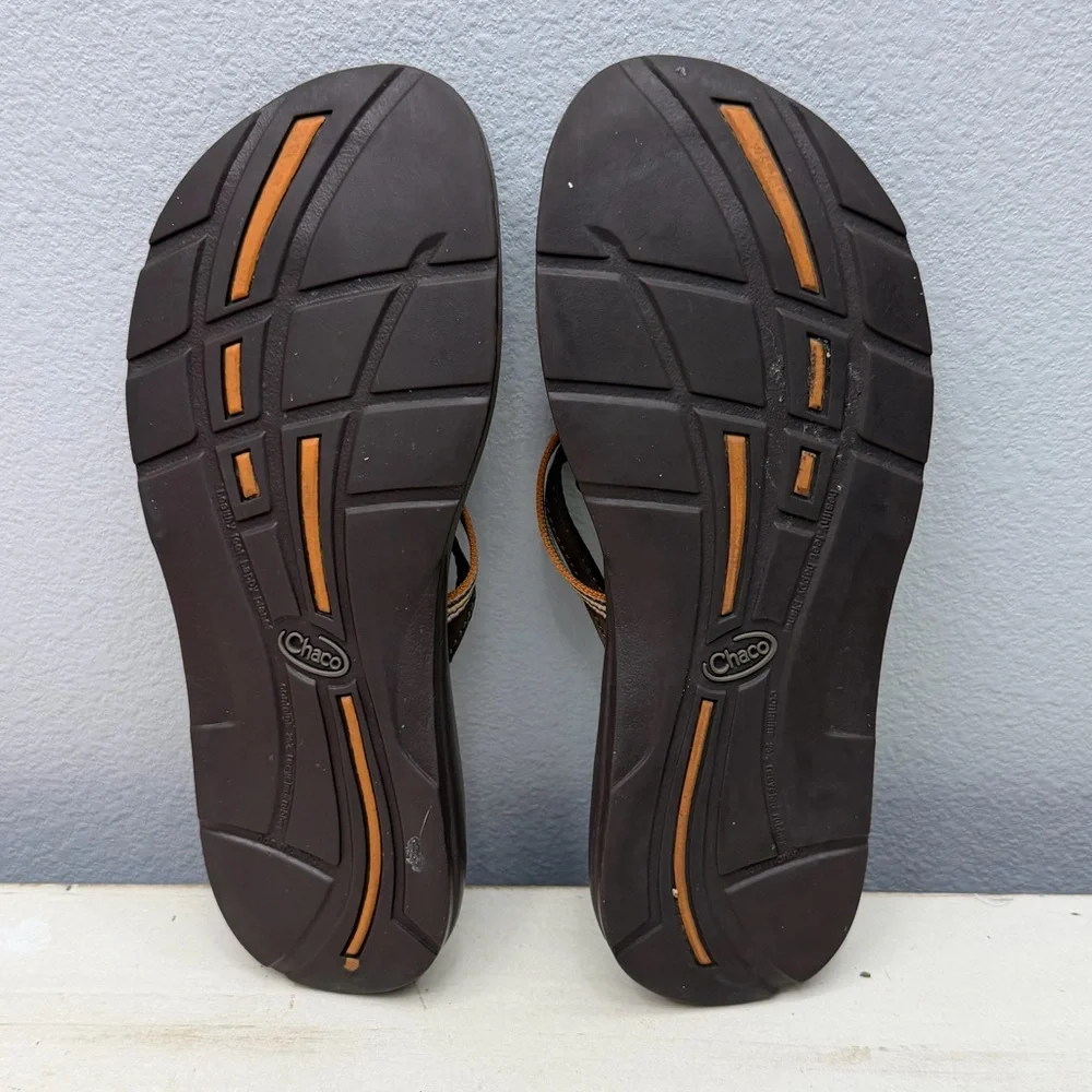 Chaco Brown Leather Sway Eco Tread Thong Sandals Size 8